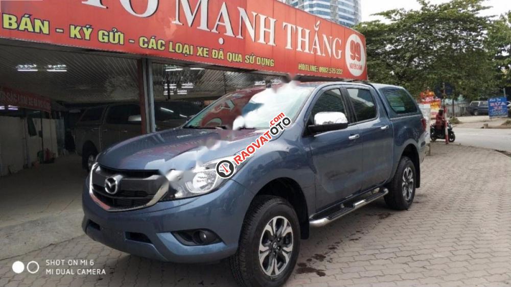 Bán Mazda BT 50 2.2L AT đời 2017, màu xanh lam, nhập khẩu  -0