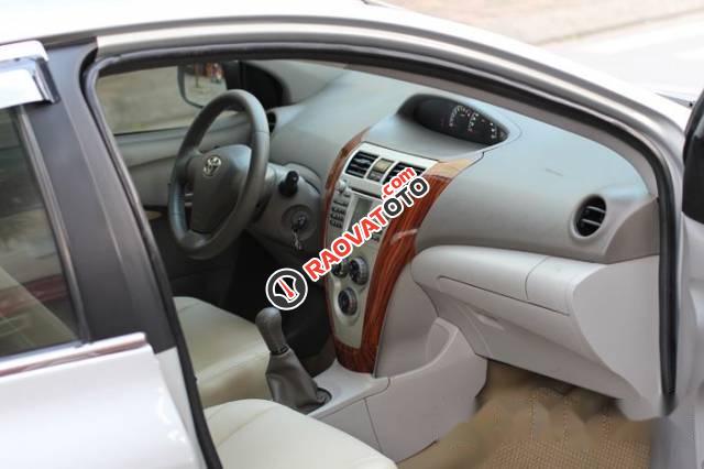 Bán Toyota Vios năm 2010 chính chủ-1