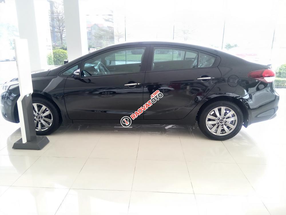 Bán Kia Cerato 1.6MT sản xuất 2018, màu đen, hỗ trợ trả góp: LH 0989.240.241-1