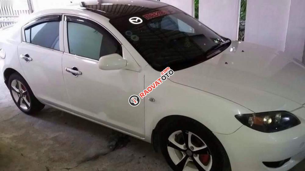 Cần bán Mazda 3 sản xuất 2004, màu trắng-3