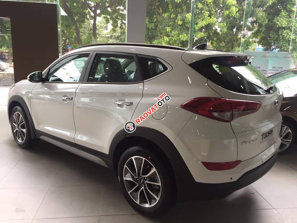 Bán ô tô Hyundai Tucson 2017, màu trắng, 819 triệu-2