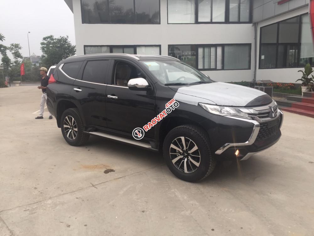 Bán Mitsubishi Pajero Sport All New 4x4AT đời 2017 xe mới, màu đen, xe nhập Thái-7