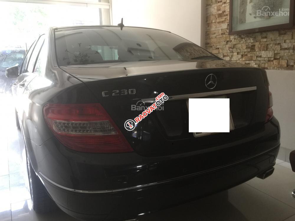 Cần bán xe Mercedes C230, màu đen, nhập khẩu nguyên chiếc, xe gia đình chính chủ sử dụng-0