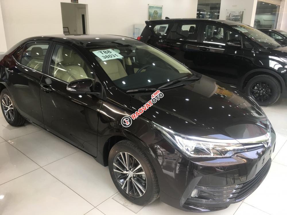 Cần bán xe Toyota Corolla altis 1.8E CVT đời 2017, màu đen giao ngay, giá cạnh tranh tốt nhất Hà Nội-12