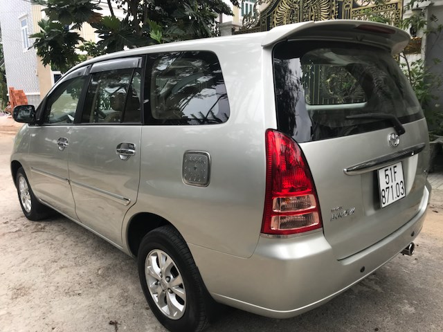 Bán xe Toyota Innova G đời 2006, màu bạc, nhập khẩu chính hãng, xe gia đình-3