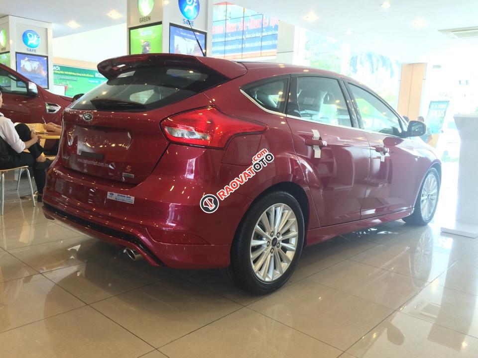 Bán xe Ford Focus Sport Ecoboots, giao ngay khuyến mãi lớn với quà tặng giá trị-2