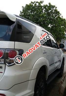 Cần bán gấp Toyota Fortuner TRD Sportivo 2016, màu trắng như mới-0