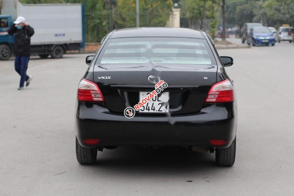 Bán Toyota Vios đời 2010, màu đen chính chủ-1