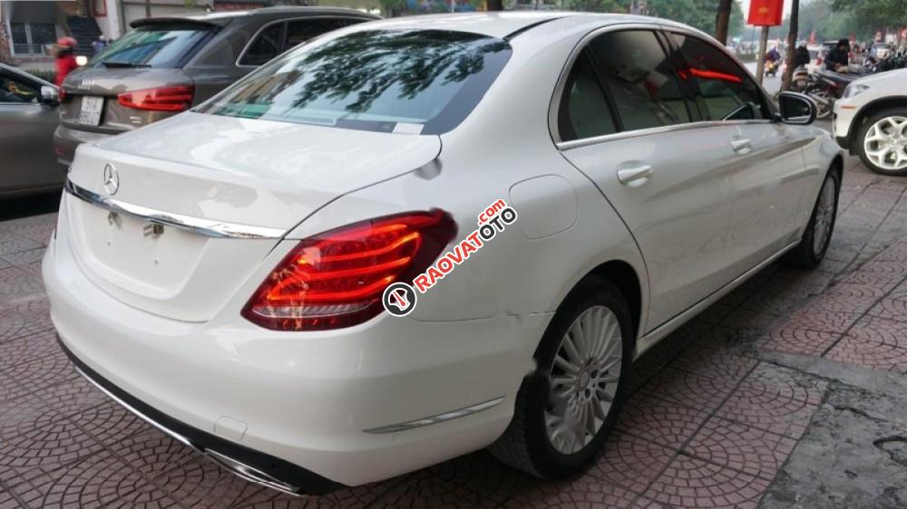 Bán Mercedes C250 Exclusive đời 2015, màu trắng-0