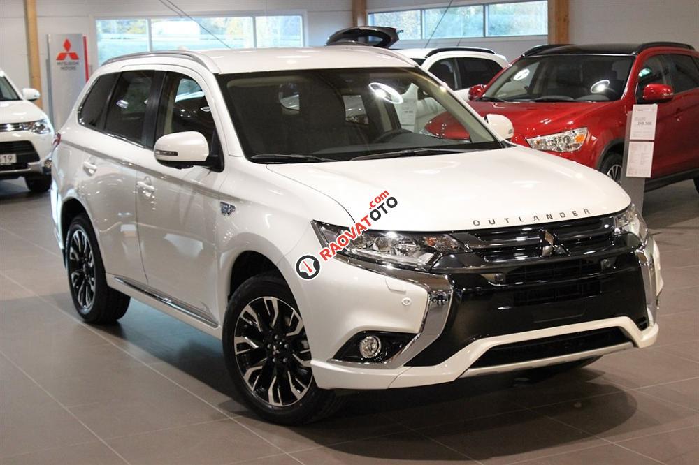 Mitsubishi Quảng Bình bán Mitsubishi Outlander All New 2017 giá rẻ nhất, giao xe tại Quảng Bình, liên hệ: 094 667 0103-2