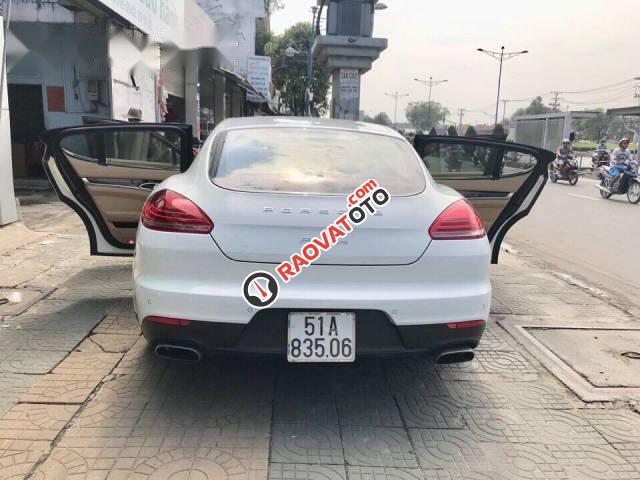 Cần bán gấp Porsche Panamera 3.6L đời 2014, màu trắng, nhập khẩu nguyên chiếc-1