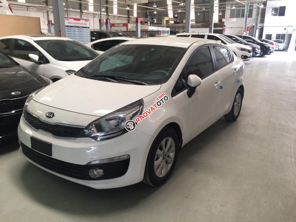 Bán Kia Rio 1.4 đời 2018, màu trắng, nhập khẩu-0