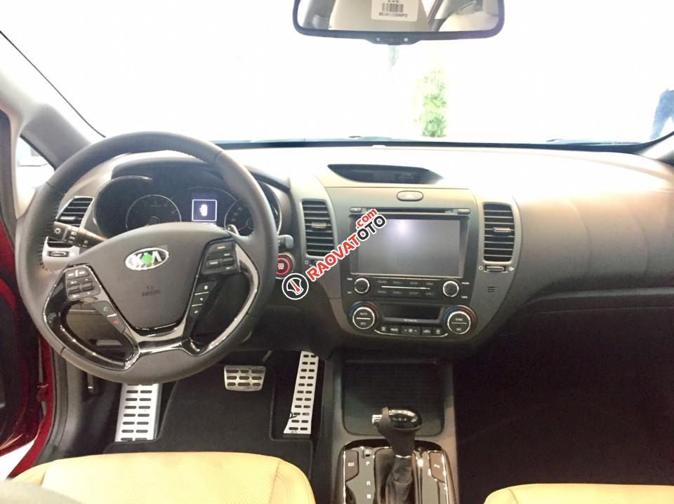 Kia Giải Phóng- Kia Cerato hỗ trợ vay trả góp 90% giá trị xe, thủ tục nhanh gọn, cam kết giao xe ngay -LH: 0985793968-1