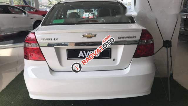 Cần bán Chevrolet Aveo MT năm 2017, màu trắng-5