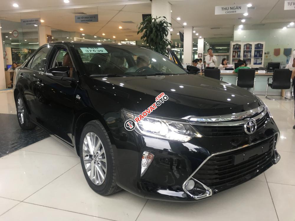 Bán xe Toyota Camry 2.0E 2017, màu đen, đủ màu giao ngay, giá tốt nhất tại Hà Nội-0