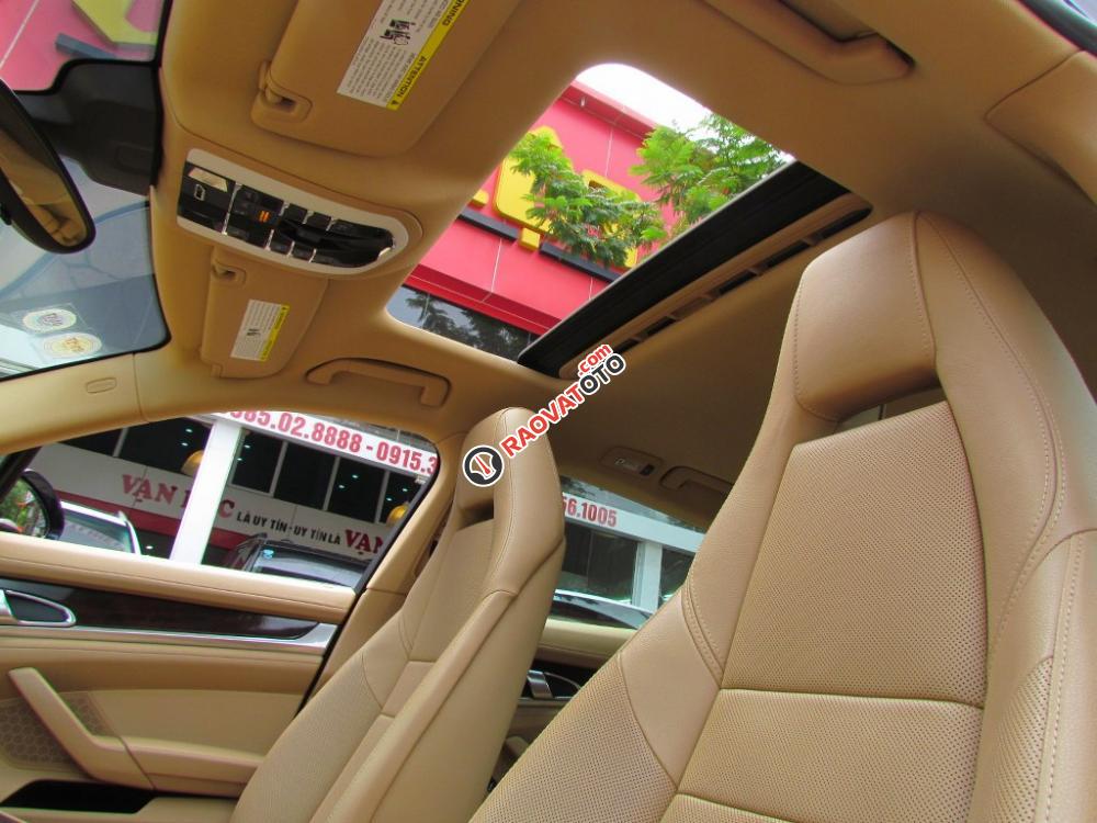 Bán xe Porsche Panamera 2010 màu xanh-5