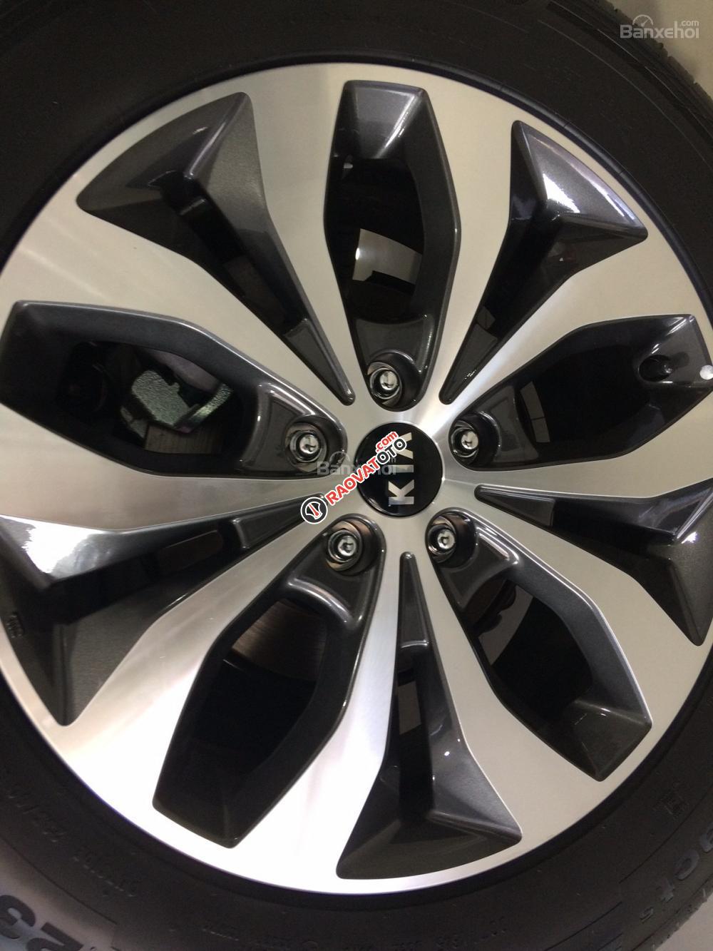 Kia Sorento GAT đời 2018, màu trắng, giá ưu đãi chỉ có tại Nha Trang-2