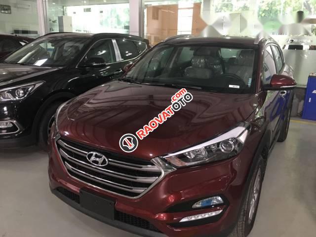 Cần bán Hyundai Tucson đời 2017, màu đỏ-0