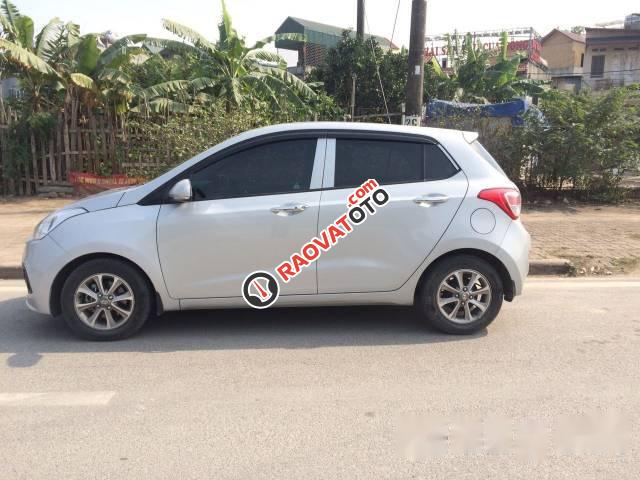 Bán ô tô Hyundai Grand i10 đời 2015, màu bạc, xe nhập xe gia đình-3