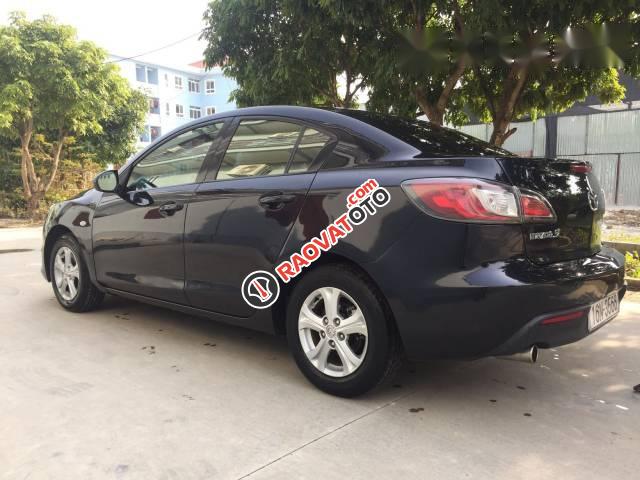 Bán Mazda 3 2010, màu đen, xe nhập, giá 410tr-5