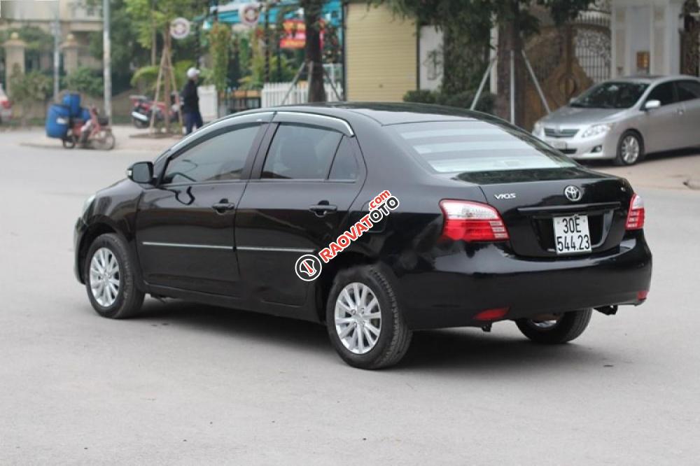 Bán Toyota Vios đời 2010, màu đen chính chủ-3