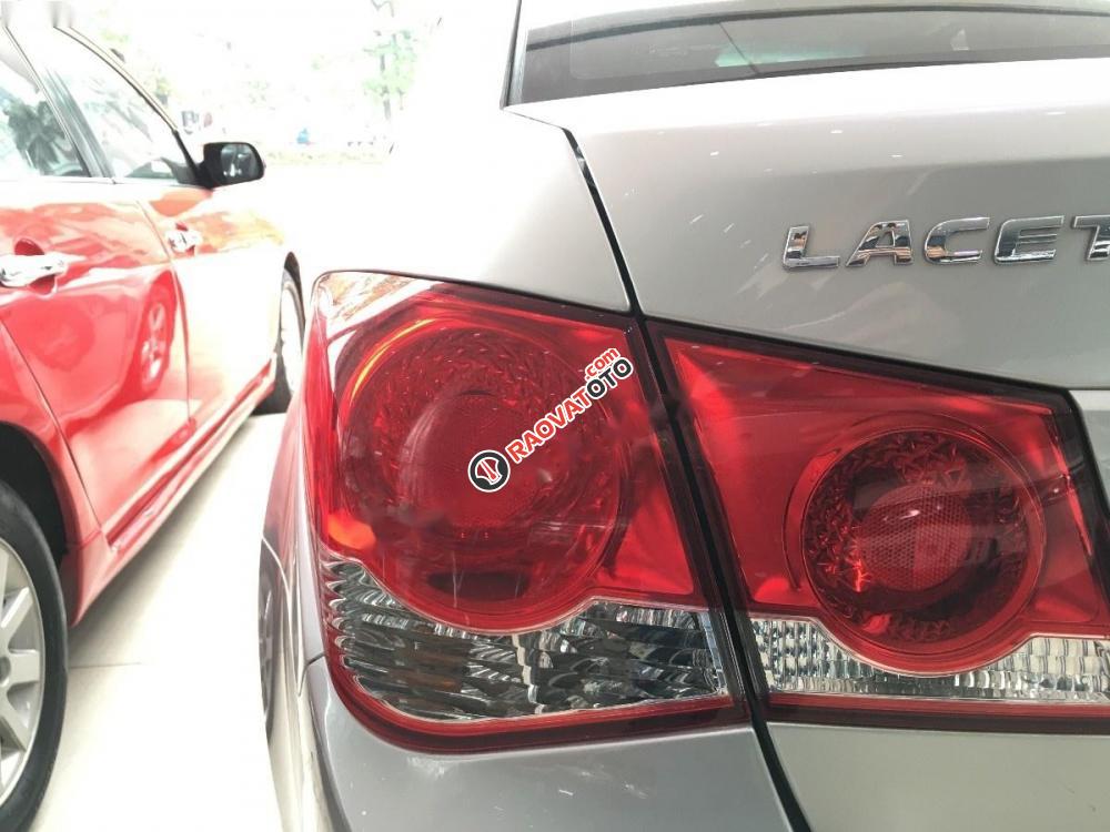 Bán Daewoo Lacetti SE đời 2009, màu bạc, nhập khẩu số sàn giá cạnh tranh-4