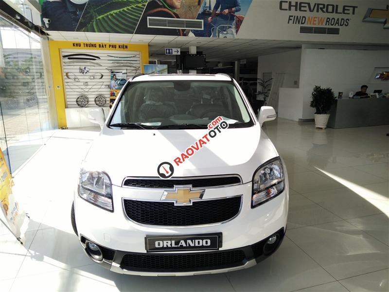 Chevrolet Orlando LTZ 7 chỗ, giao xe tận nhà, hỗ trợ vay ngân hàng lãi suất thấp, một chiếc màu trắng 0907148849-2