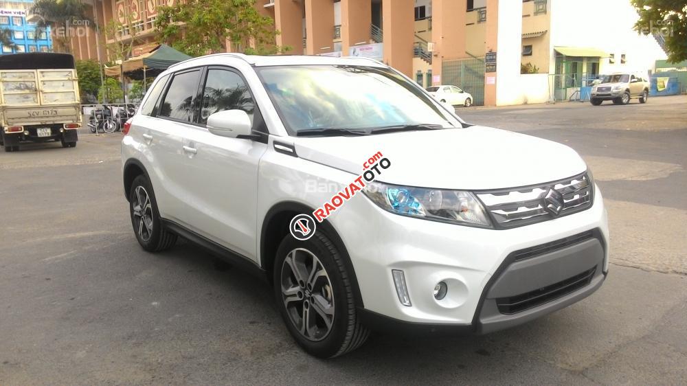 Suzuki Vitara 2017 trắng ngọc trai, nhập châu Âu, giao ngay, tặng kèm nhiều KM-1