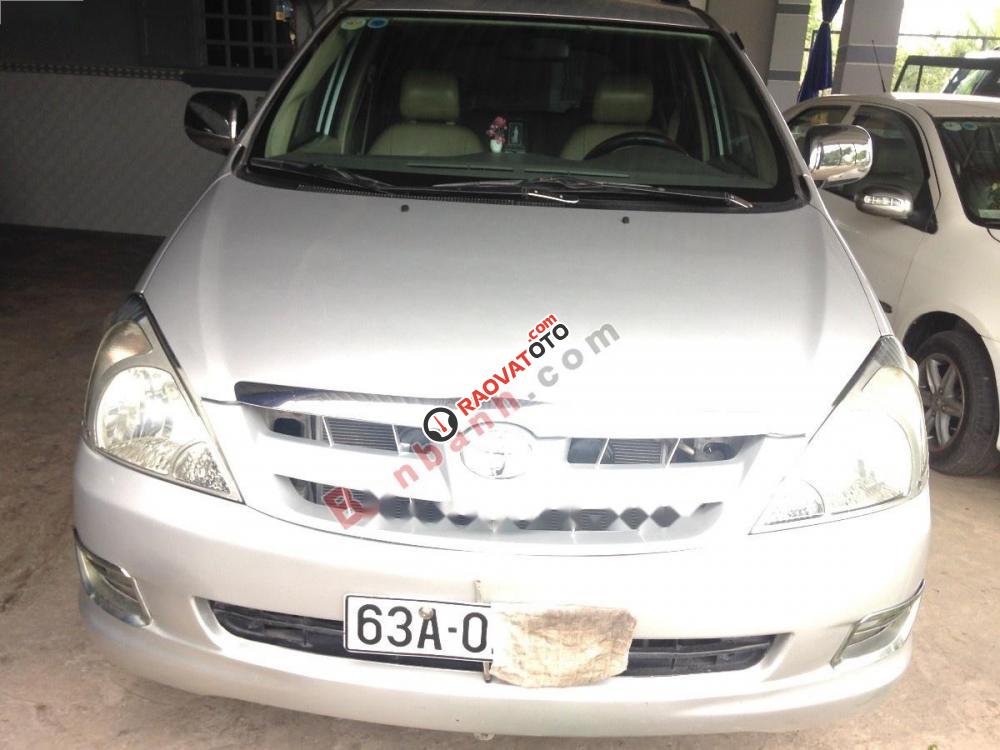 Cần bán xe Toyota Innova G đời 2006, màu bạc xe gia đình-5