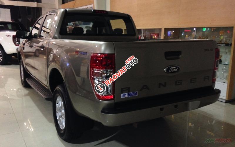 Ford Lào Cai, bán xe Ranger XLS 4x2 MT năm 2017, hỗ trợ giao xe và trả góp hơn 80%-1