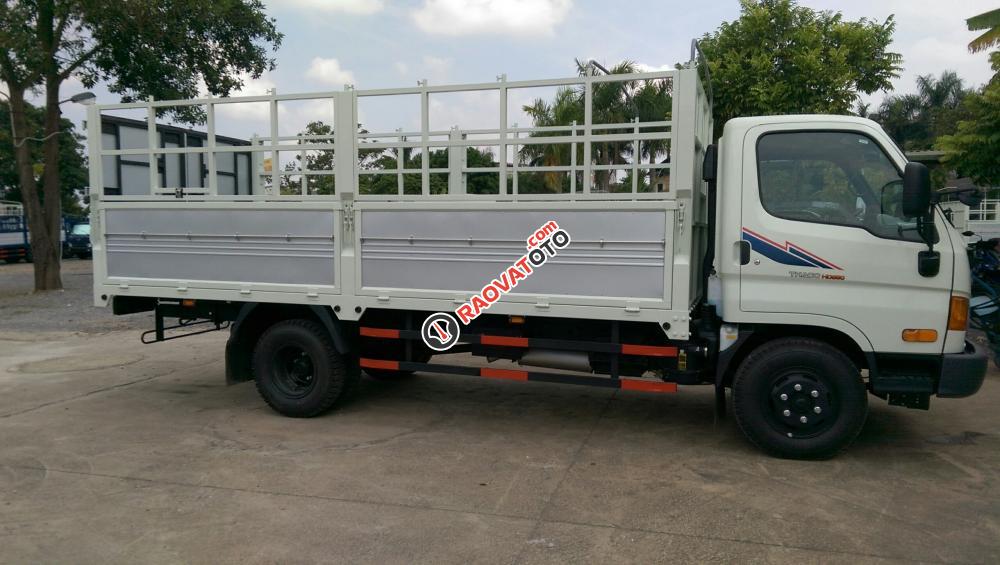 Hyundai HD650 - khuyến mãi 100% LPTB và 500L dầu-5