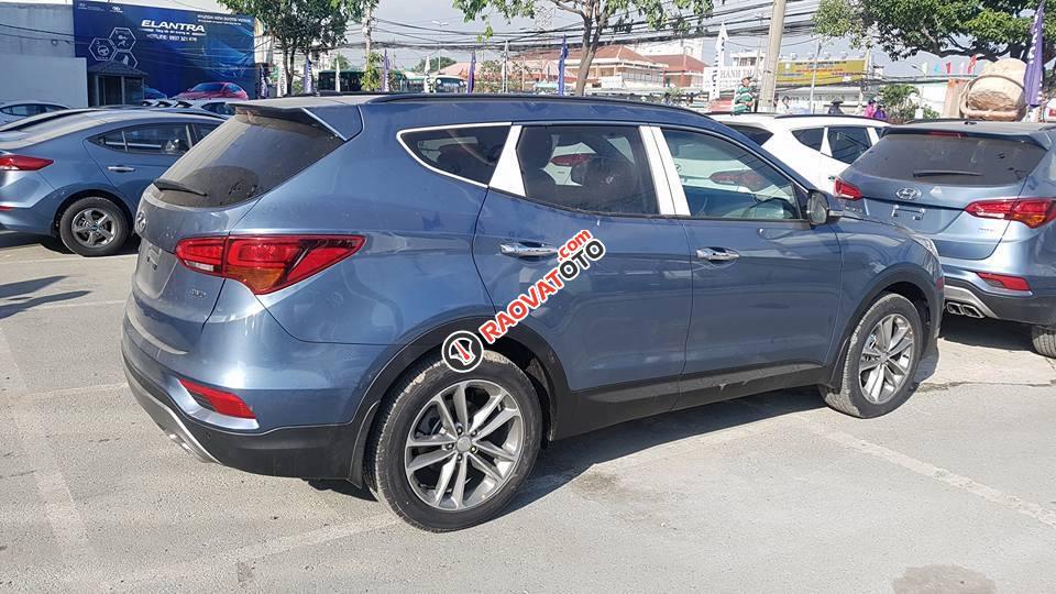 Hyundai Santa Fe 2.4 AT năm 2017, màu xanh lam-6