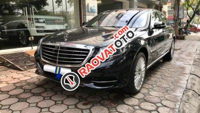 Bán Mercedes S500 sản xuất 2016, màu đen, xe đã qua sử dụng-1