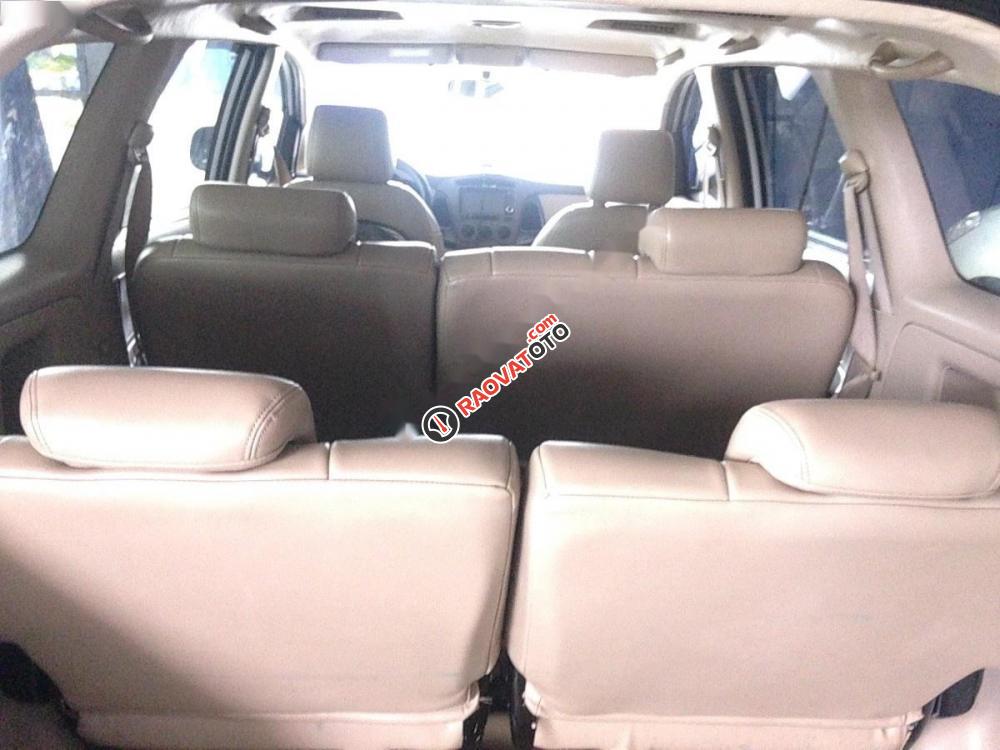 Cần bán xe Toyota Innova G đời 2006, màu bạc xe gia đình-8