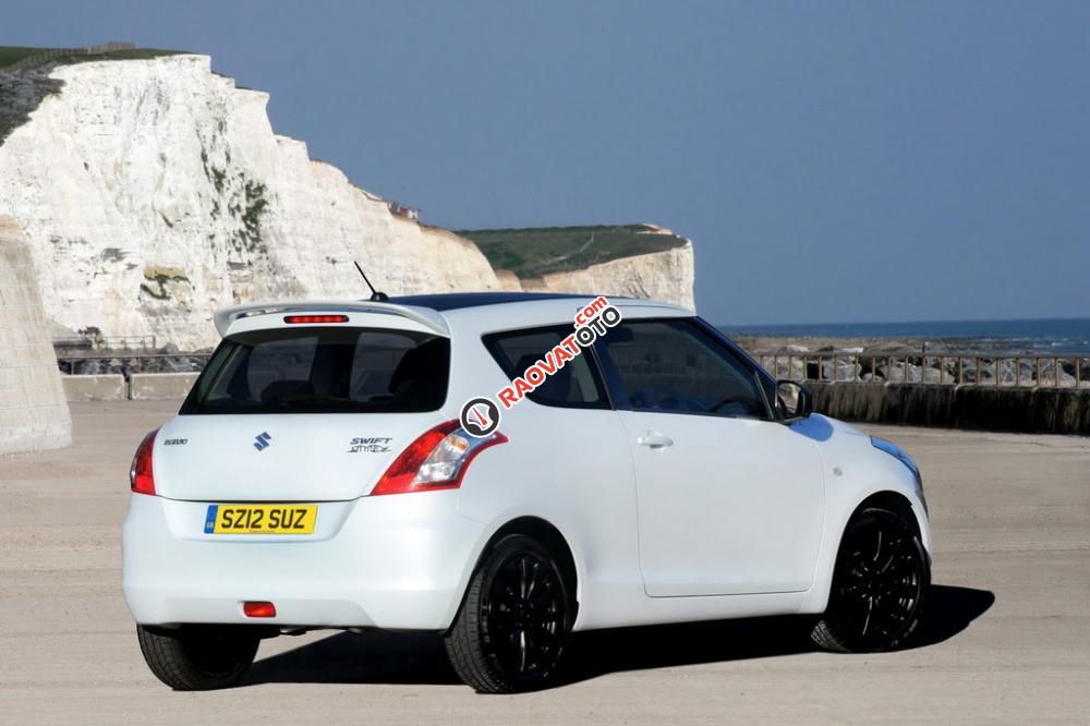 Bán Suzuki Swift đời 2017, màu trắng, 505tr-1