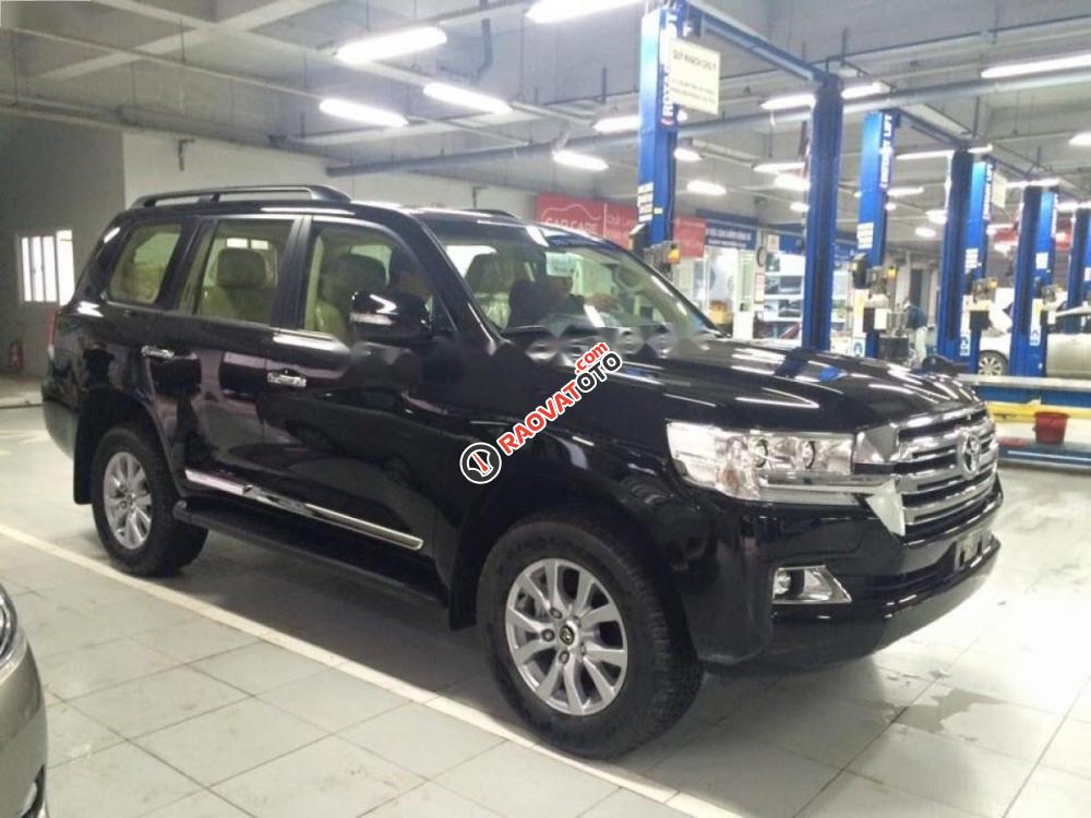 Bán xe Toyota Land Cruiser VX 4.6 V8 đời 2017, màu đen, nhập khẩu nguyên chiếc-9