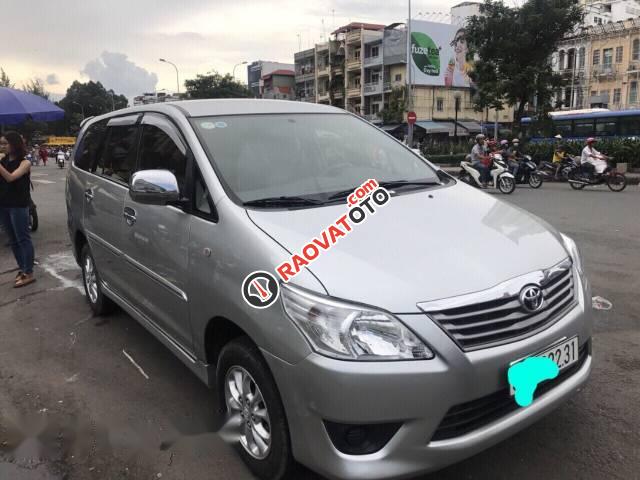 Bán ô tô Toyota Innova MT năm 2012 giá cạnh tranh-2