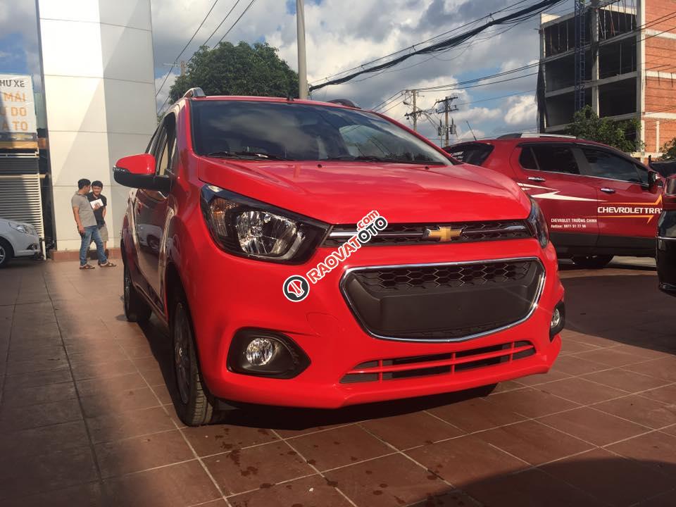 Bán Chevrolet Spark mẫu 2018 hoàn toàn mới, ưu đãi đặt biệt, với 80 triệu nhận xe-0