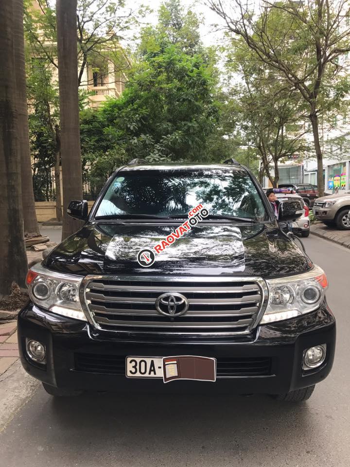 Bán Toyota Land Cruiser VX V8 4.6 đời 2014, màu đen, nhập khẩu nguyên chiếc-1