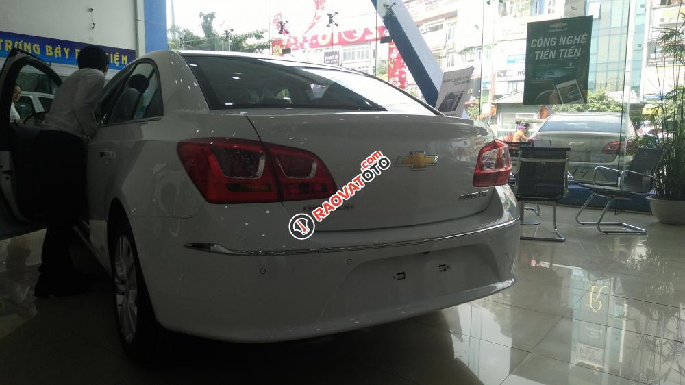 Bán xe Chevrolet Cruze 1.8AT 2018 chỉ với hơn 60 triệu. Hotline: 0916 047 222-1