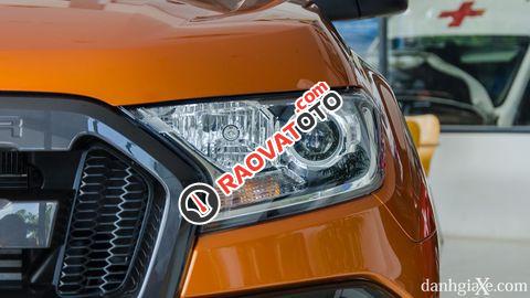 Bán xe Ford Ranger Wildtrak 3.2 4x4 2018, màu cam, xe nhập-4