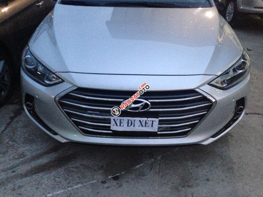 Cần bán xe Hyundai Elantra 2016, màu bạc, 739 triệu 0939.593.770-1