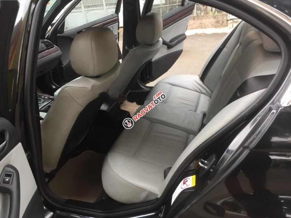 Bán BMW 3 Series 318i sản xuất 2005, màu đen, nhập khẩu chính chủ-4