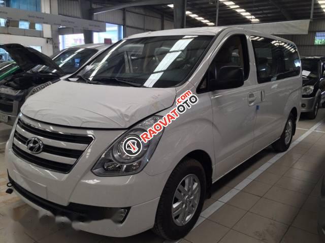 Bán xe Hyundai Starex đời 2017, màu trắng, giá 950tr-1