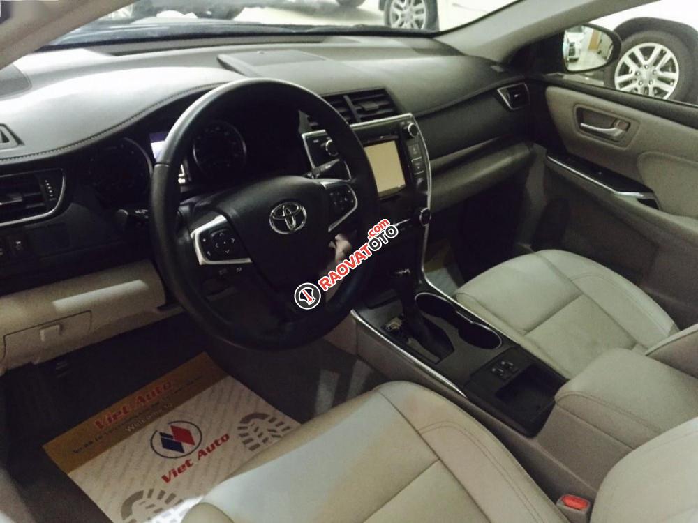 Bán ô tô Toyota Camry XLE 2.5 AT đời 2017, màu đen, xe nhập-3