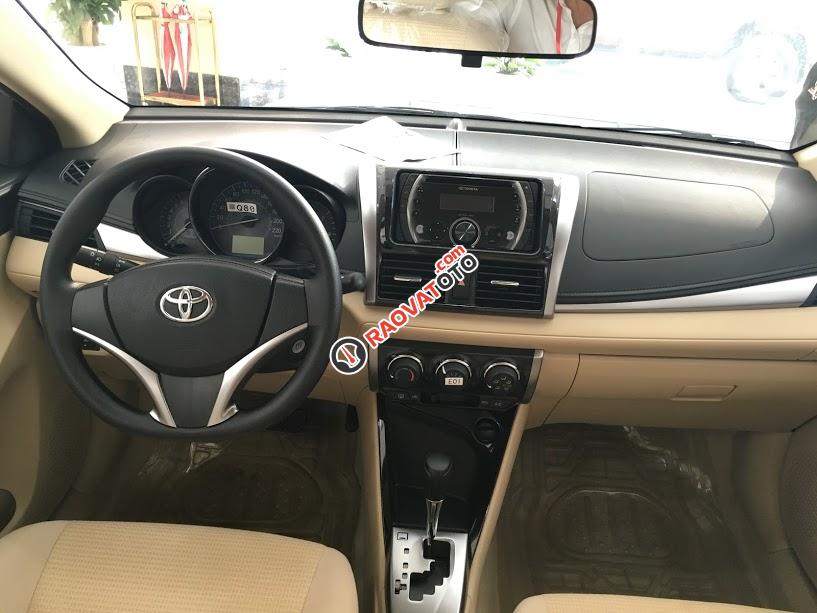 Toyota Long Biên giảm giá sốc Vios 2017, trả góp chỉ từ 150tr, lãi suất 0.6%/tháng, giao xe tận nhà, LH: 0945501838-3