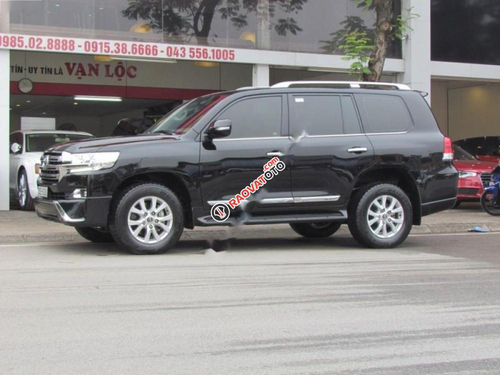 Bán Toyota Land Cruiser VX V8 đời 2016, màu đen, nhập khẩu nguyên chiếc-7