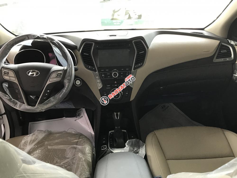 Bán xe Hyundai Santa Fe đời 2018, màu trắng-3