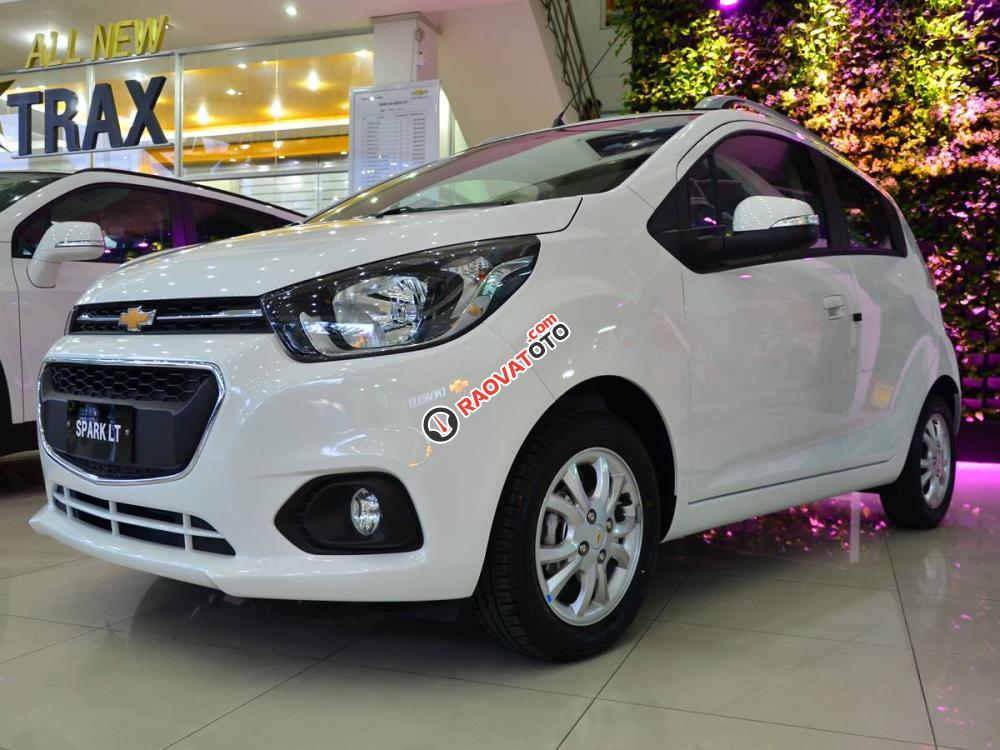 Đại lý chính hãng miền Nam phân phối Chevrolet Spark LT, trả góp trả trước 110 triệu, Hotline 0917118907-1