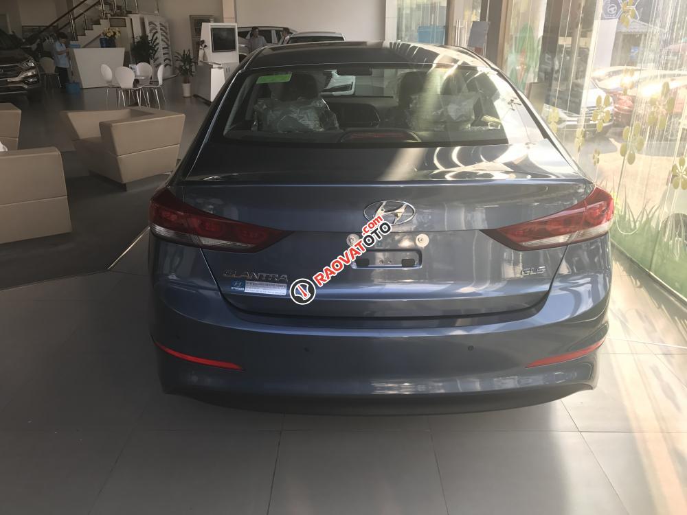 Bán xe Hyundai Elantra 1.6 AT 2017-4